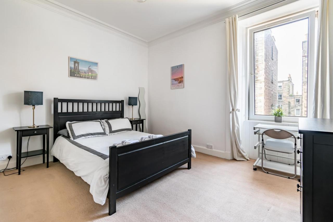 Amazing Apartments - Dalgety St - Near Holyrood Edimburgo Esterno foto